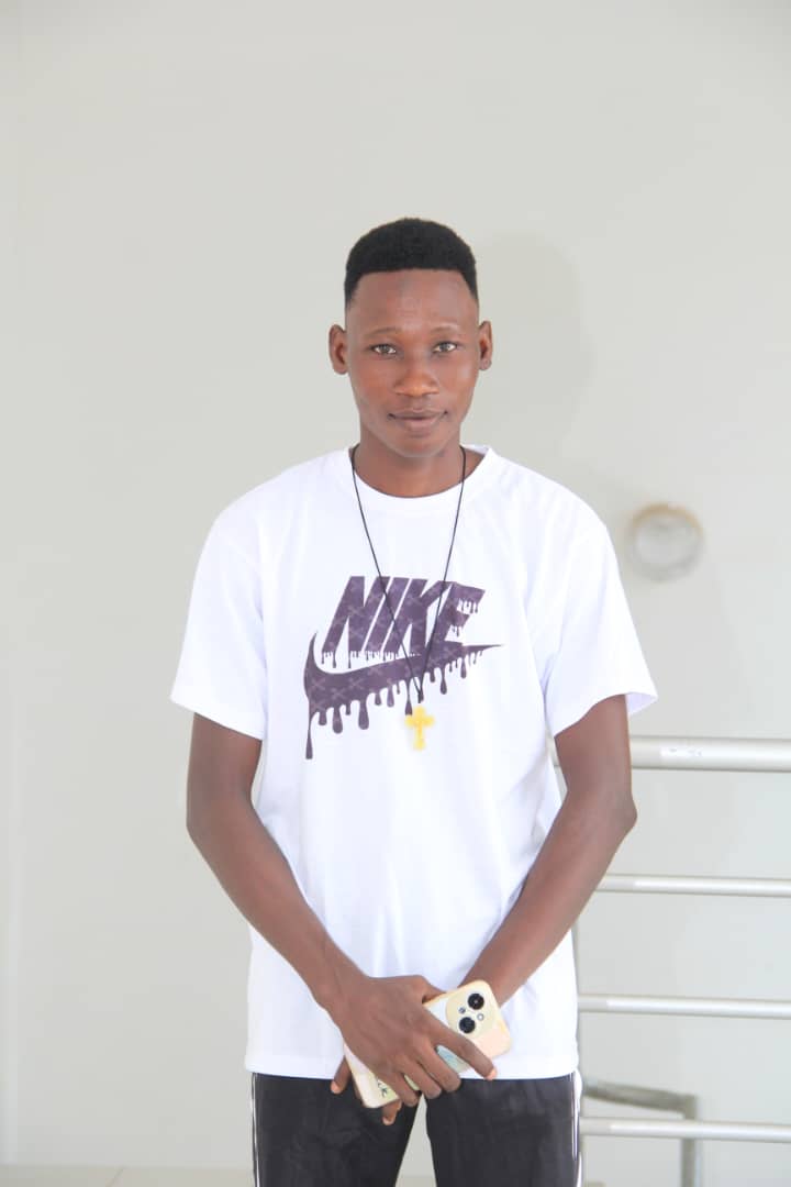Portrait de Akomedi